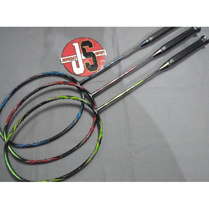 Jual Raket Badminton / Bulutangkis Max Bolt Nezer X 19 Full Carbon