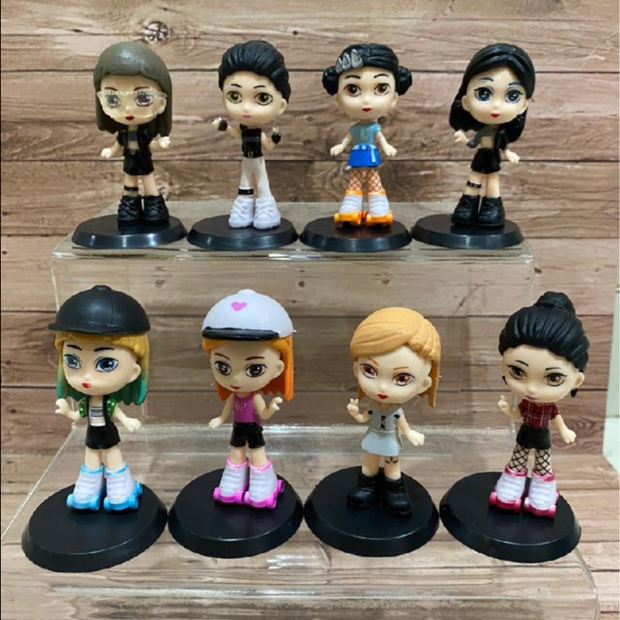 Jual BLACKPINK Jazwares Dolls Collectible Figure Set 8 | Shopee Indonesia