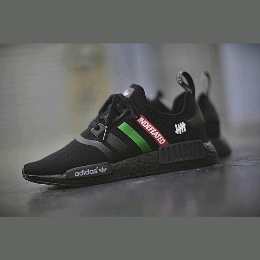 Shops undefeated nmd r1