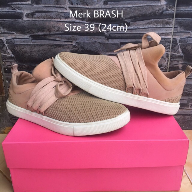 Brash on sale shoes harga