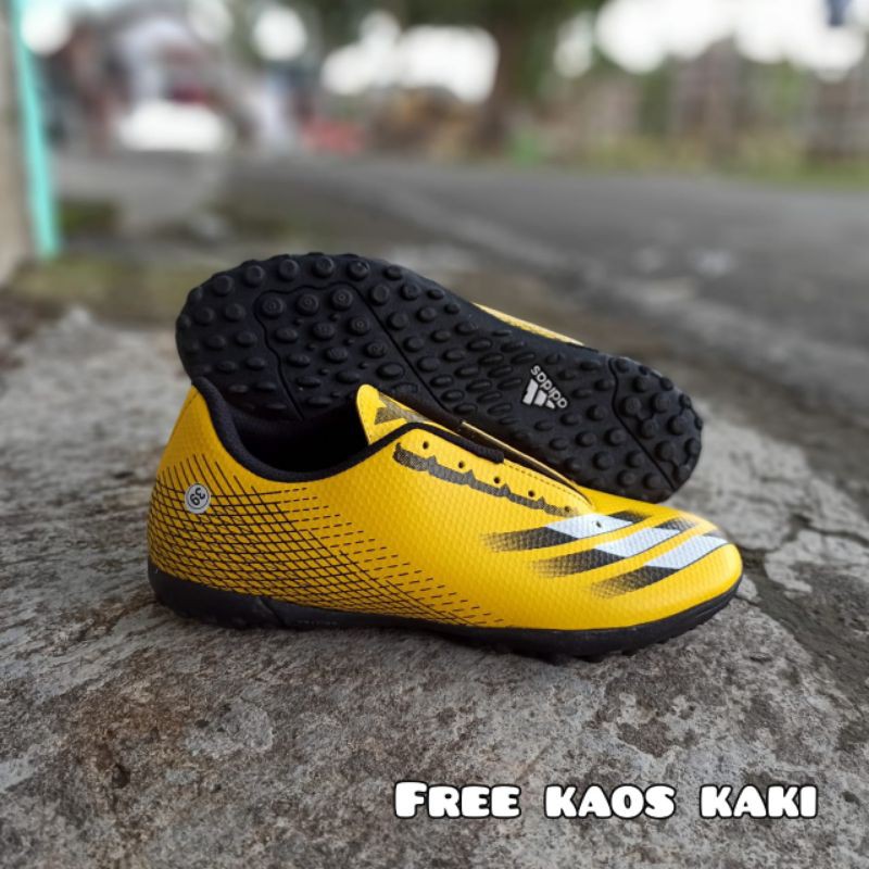 Sepatu futsal shop adidas limited edition