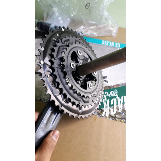 Sora 2024 triple crankset