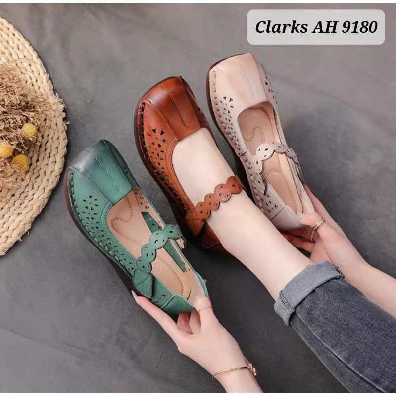 Clarks shopee hotsell