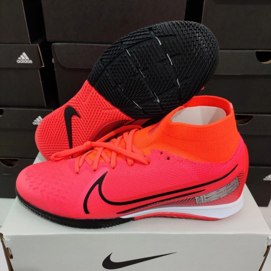 Sepatu nike hotsell mercurial futsal