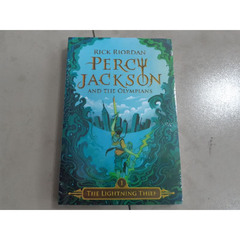 Jual Novel Percy Jackson and The Olympians 1: The Lightning Thief ...