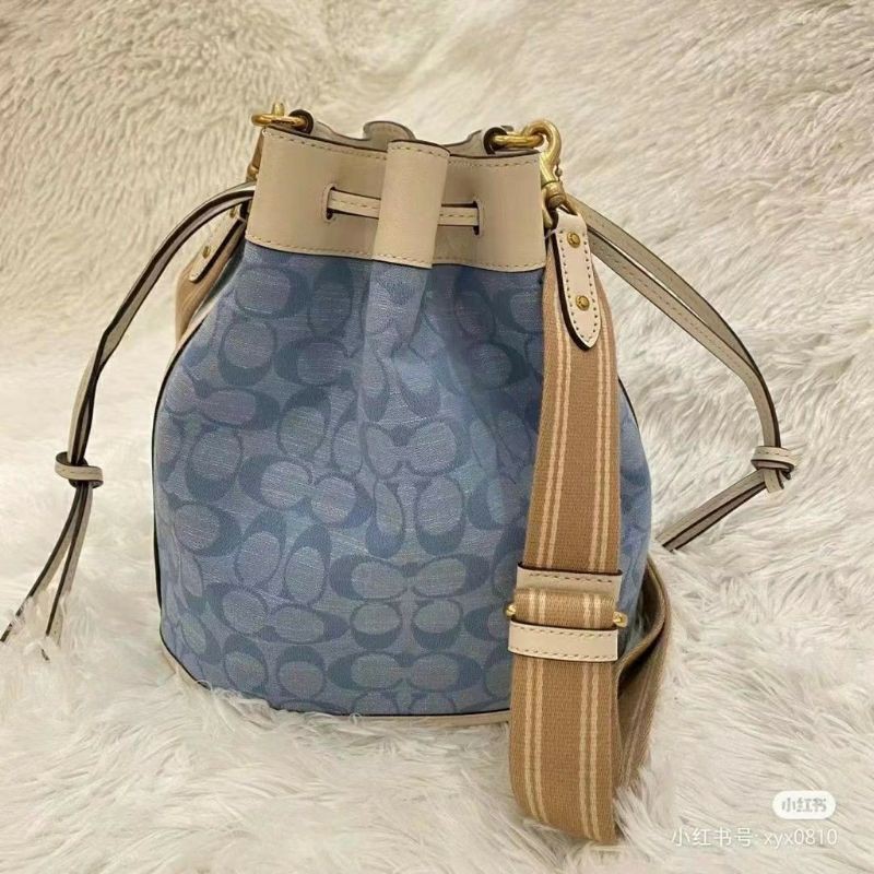 Jual Coach Field Bucket Bag in Signature Chambray Shopee Indonesia