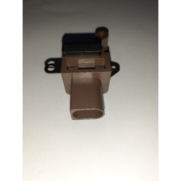 Jual IC Regulator Alternator Amper Toyota Innova Reborn (bensin ...