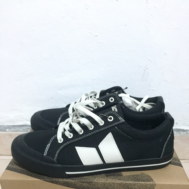 macbeth eliot black cement