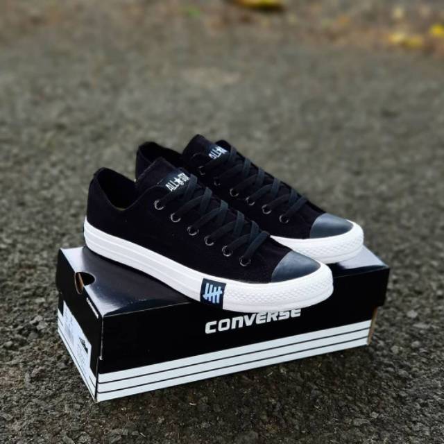 Converse clearance undefeated low