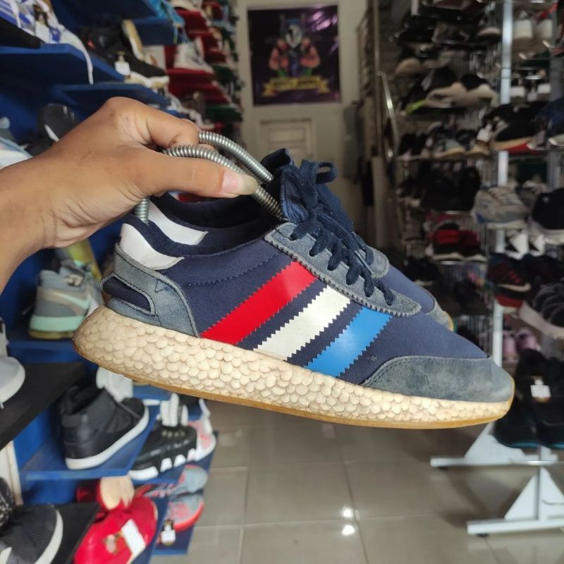 Adidas iniki outlet tricolor