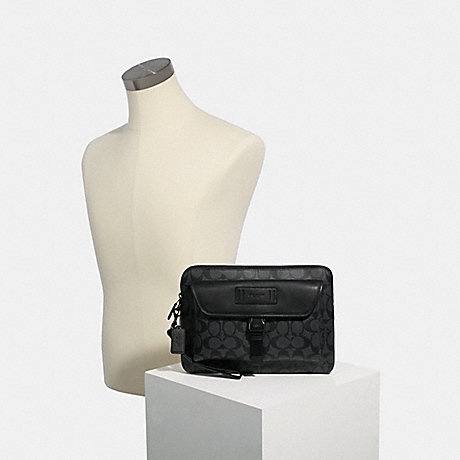 Jual POUCH COACH MEN 2811 RANGER POUCH IN SIGNATURE CANVAS CHARCOAL BLACK SIGN BLACK Shopee Indonesia