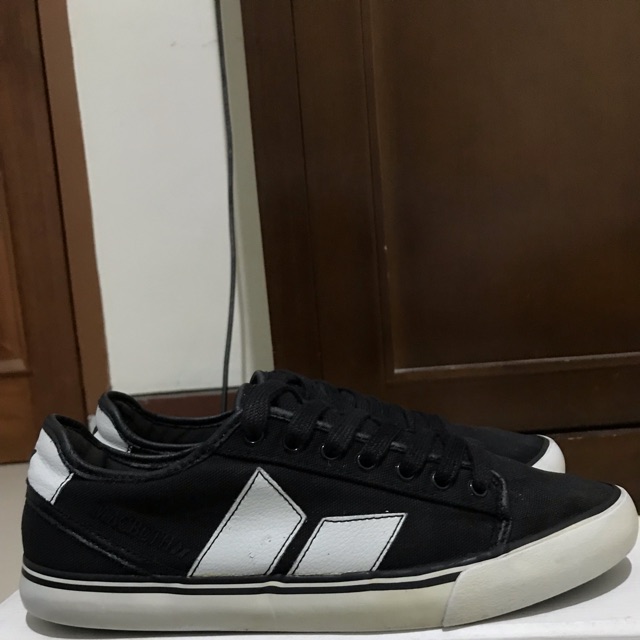 Macbeth james deals black white