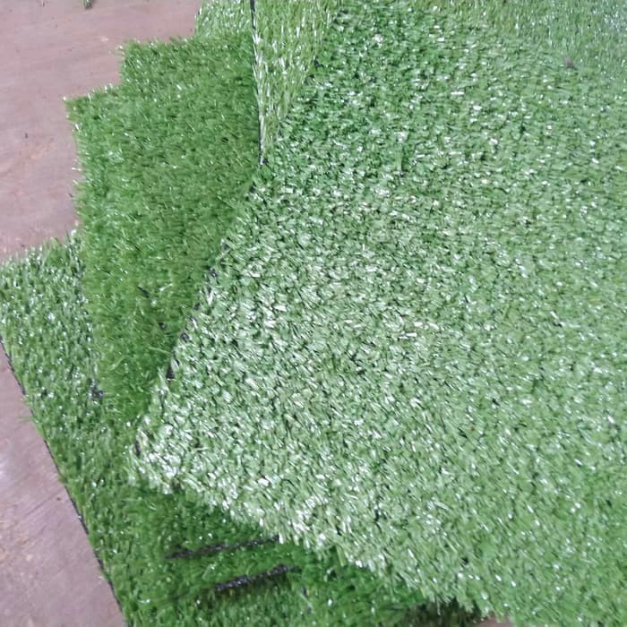 Jual Karpet Rumput Sintetis Tebal 1cm Ukuran 20cm x 20cm -Amieshop ...