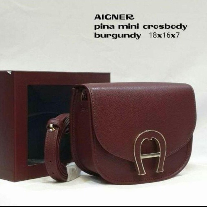 Jual aigner pina crossbody Shopee Indonesia