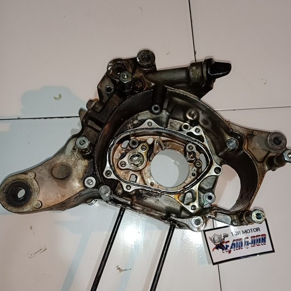 Jual Crankes Krengkes Crankcase Krankes Kalter Kanan Bagian Pompa Oli