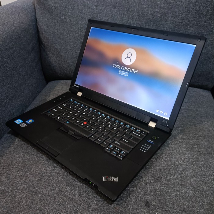 Jual core i5/8gb ram/lcd 15.6