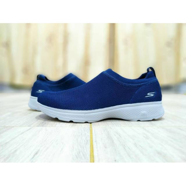 Sepatu skechers discount go walk 4