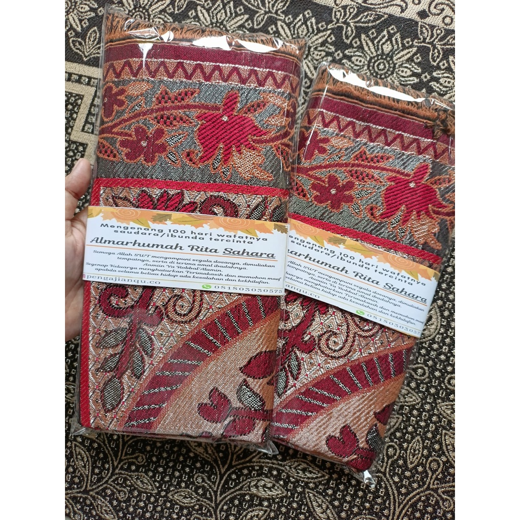 SOUVENIR SAJADAH DEWASA KEMAS PLASTIK  FREE KARTU UCAPAN UMROH,LEBARAN,TAHLIL DLL