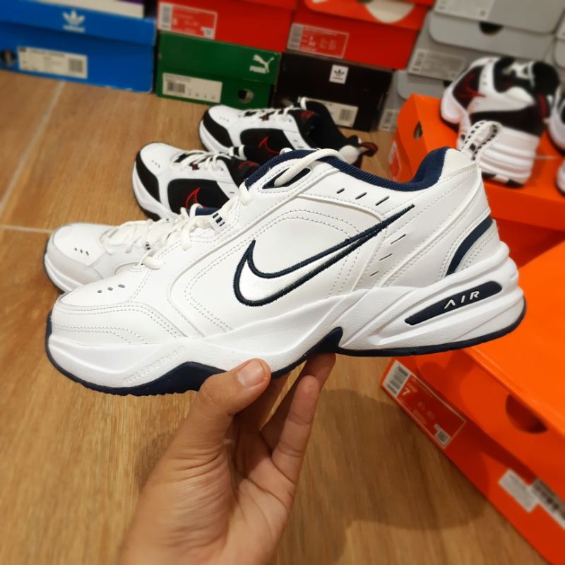 Jual nike hotsell air monarch