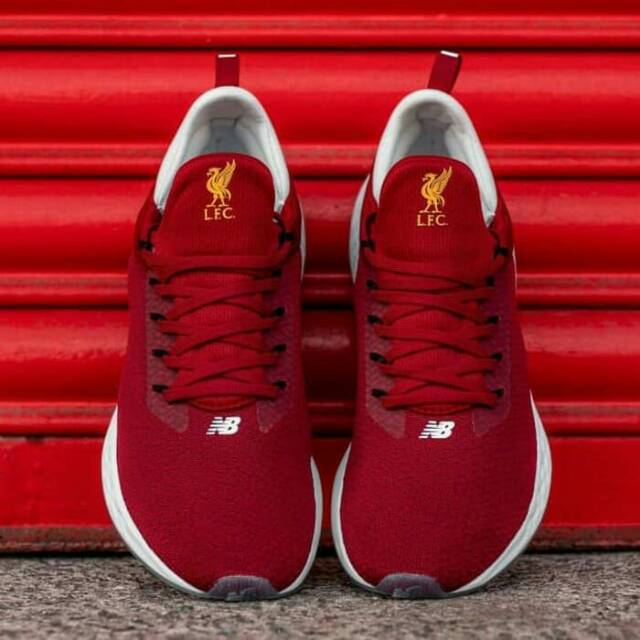 Jual New Balance X Liverpool FC Fresh Foam LAZR v2 BNIB Original Legit 100 Shopee Indonesia