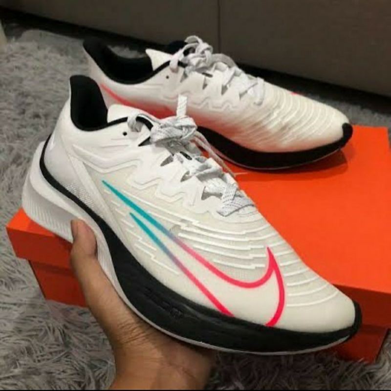 Nike zoom gravity on sale indonesia