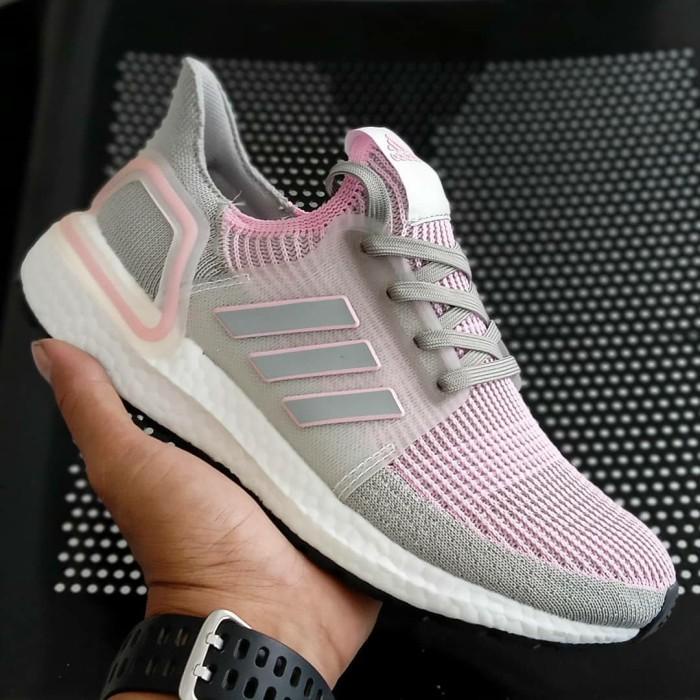 Jual Sepatu Adidas Ultra Boost / Ultraboost Pink / Cewek Wanita Running Gym  | Shopee Indonesia