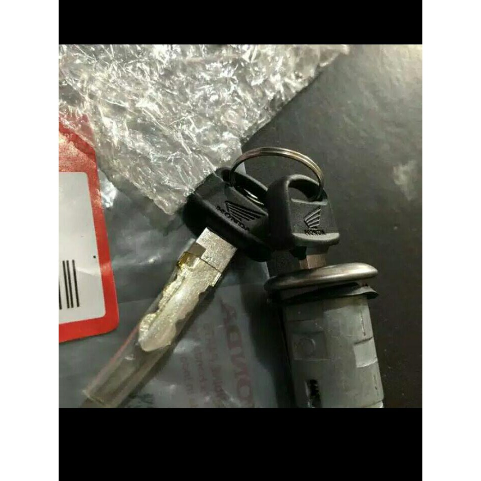 Jual Kunci Kontak Assy Key Set Keyset Jok Motor Power Honda Karisma ...