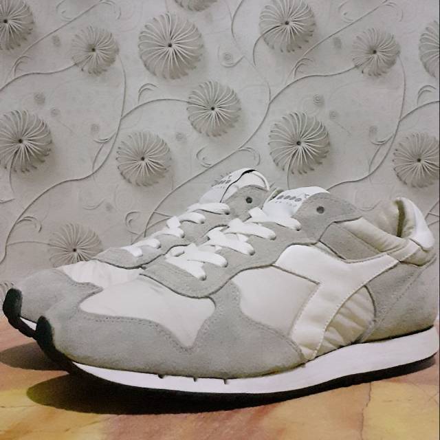 Sepatu 2024 diadora heritage