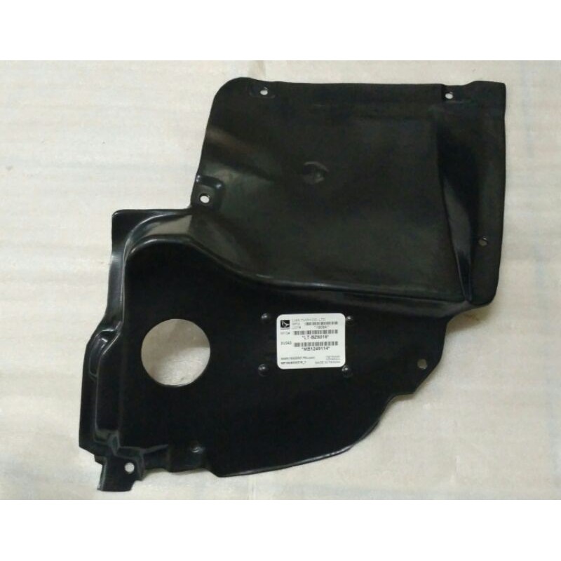 All Auto Parts Express Fender Liners – Front Lower Section – 2001-2007 Mercedes C-Class – Pair