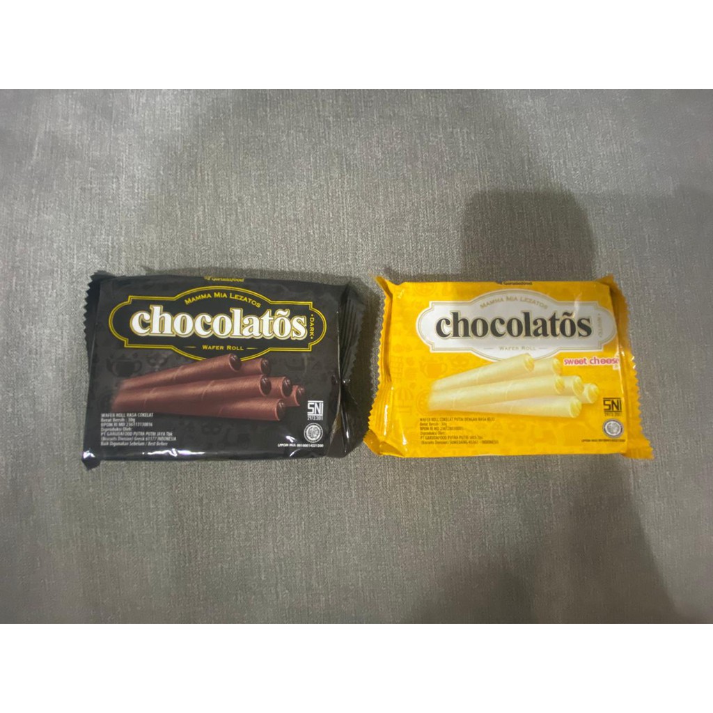 Jual Chocolatos Chocolate Roll 2000 27g - Dark Chocolate Sweet Cheese ...