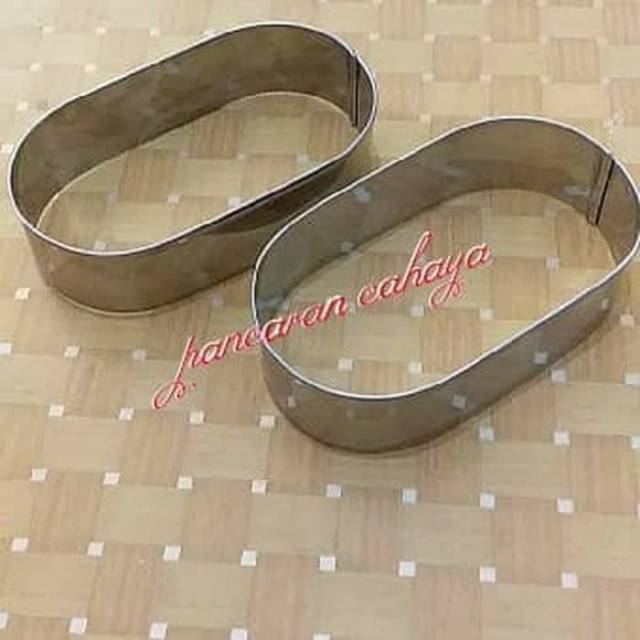 Jual Loyang Roti Bakso Ring Cutter Stainless Oval 12x7x3 Cm Shopee