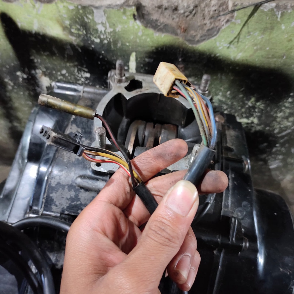 Jual Mesin suzuki RGR 1996 set Daleman asli original mesin original ...