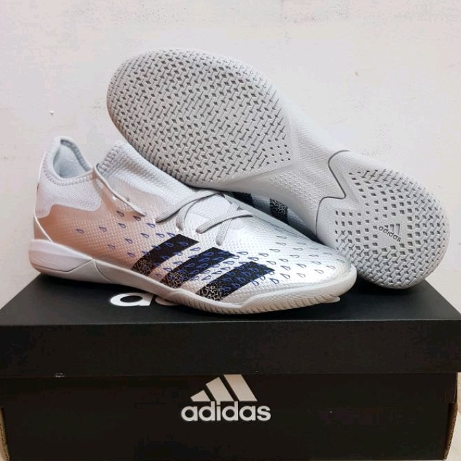 Jual Sepatu Futsal Adidas Predator Freak3 Low Silver Ic Shopee Indonesia 1475