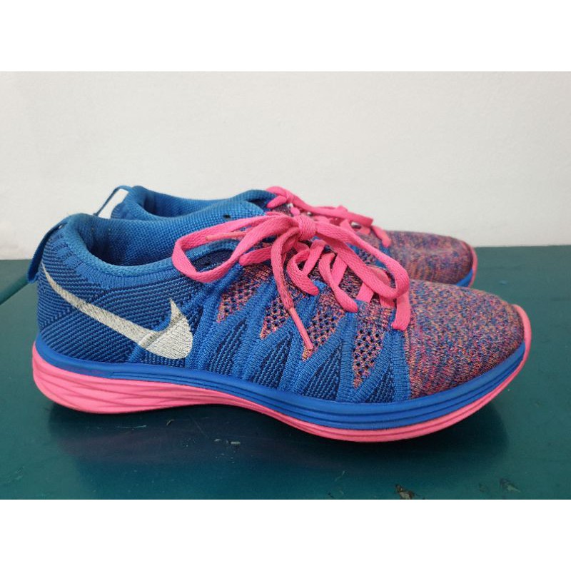 Sepatu nike hotsell flyknit lunar 2