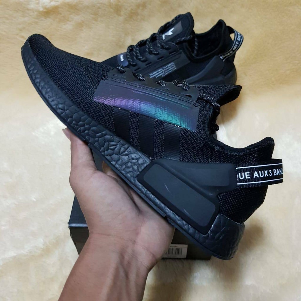 Jual ADIDAS NMD R1 V2 "TRIPLE BLACK" | Shopee Indonesia