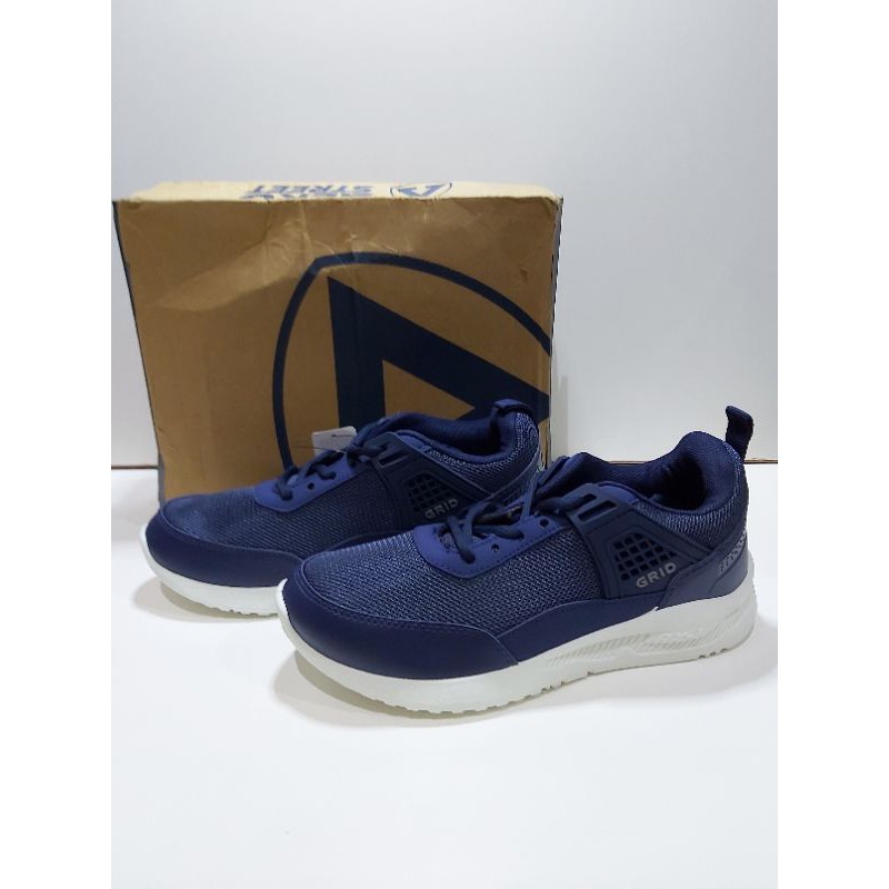 Jual sepatu sneakers merk Aero Street. GRID. BARU 100% | Shopee Indonesia