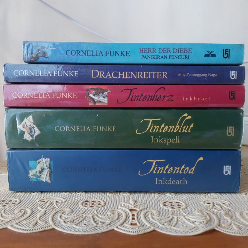 Jual Novel Inkheart Inkspell Inkdeath Trilogy Drachenreiter Sang ...