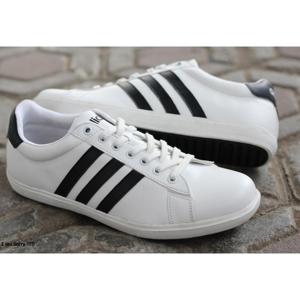 Sneaker store adidas putih