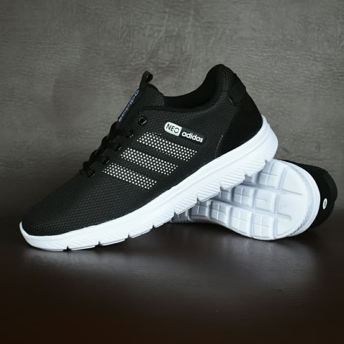 Sepatu Sport Casual Pria Adidas Neo Running Hitam Putih Hitam 38