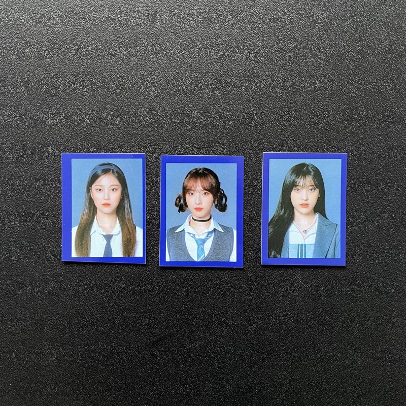 Jual Loona ID Sticker Photo SG22 Season’s Gretings 2022 Hyunjin Haseul ...