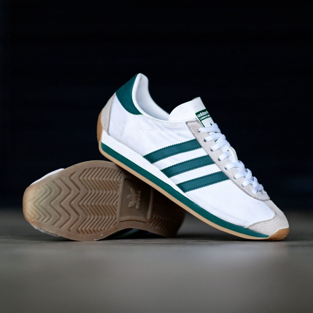 Adidas on sale country 42