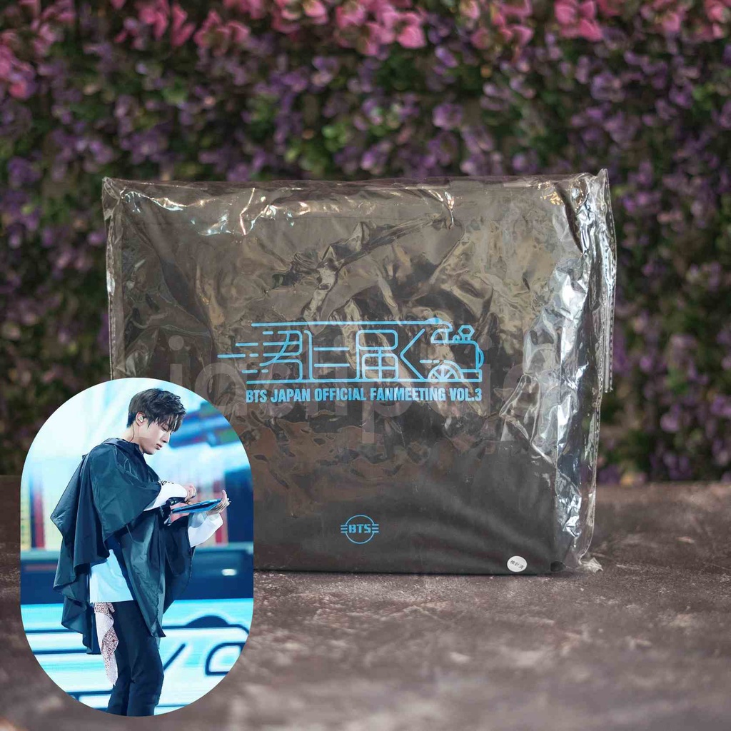 Jual Merch FanMeet Japan 3- Raincoat - BTS | Shopee Indonesia