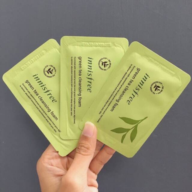 Jual Innisfree Green Tea Cleansing Foam Sample 4ml | Shopee Indonesia