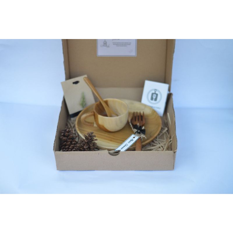 Jual Paket Pala |Hampers Kayu | Hampers perkakas kayu | Hampers alat ...