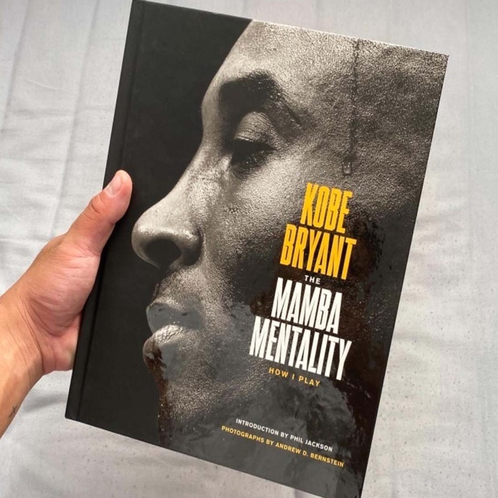 Jual BUKU FULL COLOUR The Mamba Mentality How I Play By Kobe Bryant ...