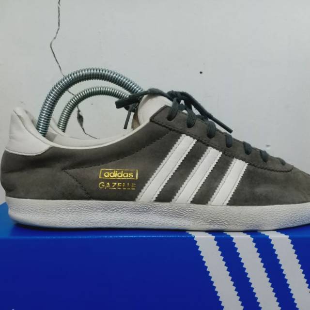 Gazelle on sale og grey