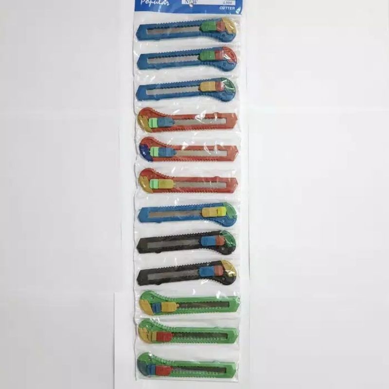 Jual Cutter besar warna butek Isi 12 Pcs/ cutter besar | Shopee Indonesia