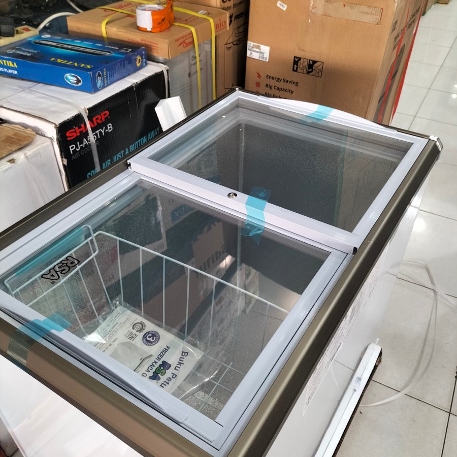 Jual Chest Freezer RSA By GEA XS 200 Pintu Geser KACA 171 Liter ...