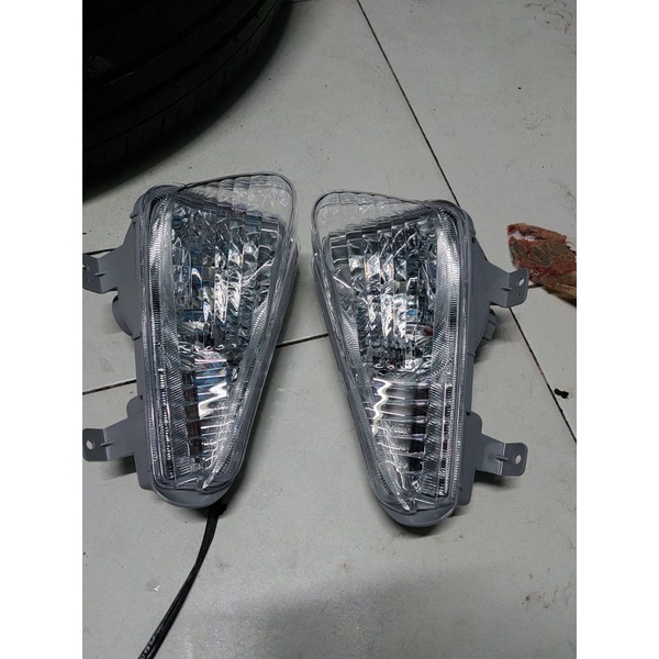 Jual lampu sein Toyota Innova reborn facelift | Shopee Indonesia