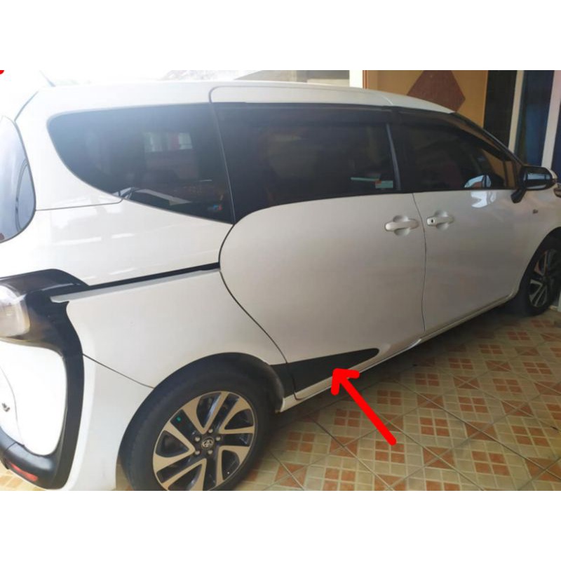 Jual Lis List Side Body Spoiler Samping Pintu Sienta Original Shopee Indonesia